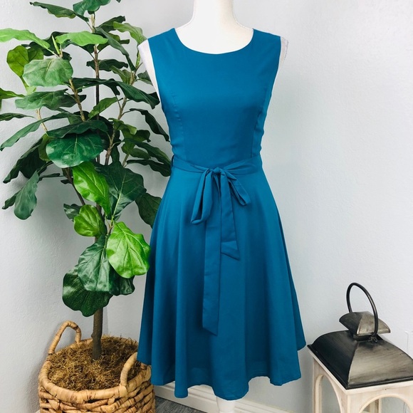 NWOT BLUE FLOWY DRESS - Picture 1 of 4